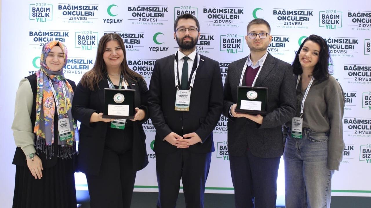 Yeşilay Samsun Şubesi'ne gönüllülük ödülü