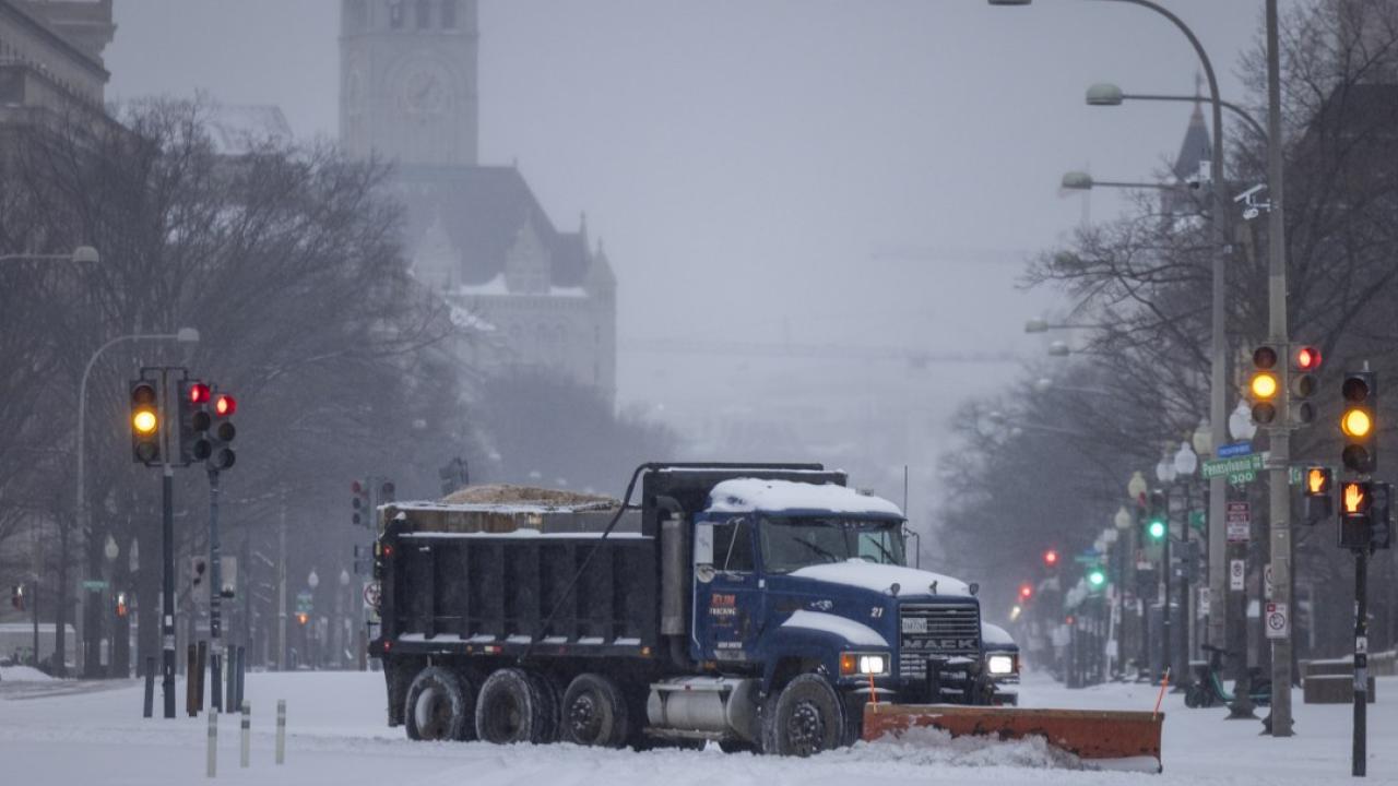 ABD’de kar fırtınası! 800 binden fazla kişi elektriksiz kaldı