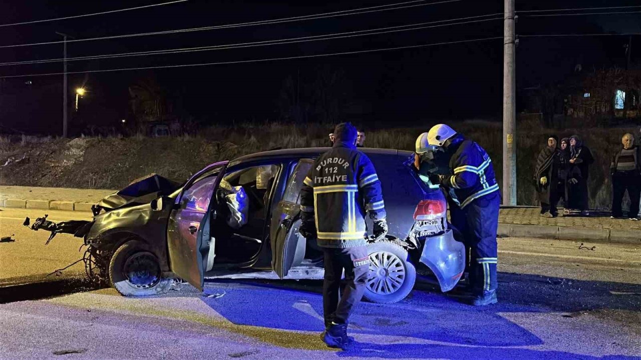 Alkollü sürücü ortalığı savaş alanına çevirdi