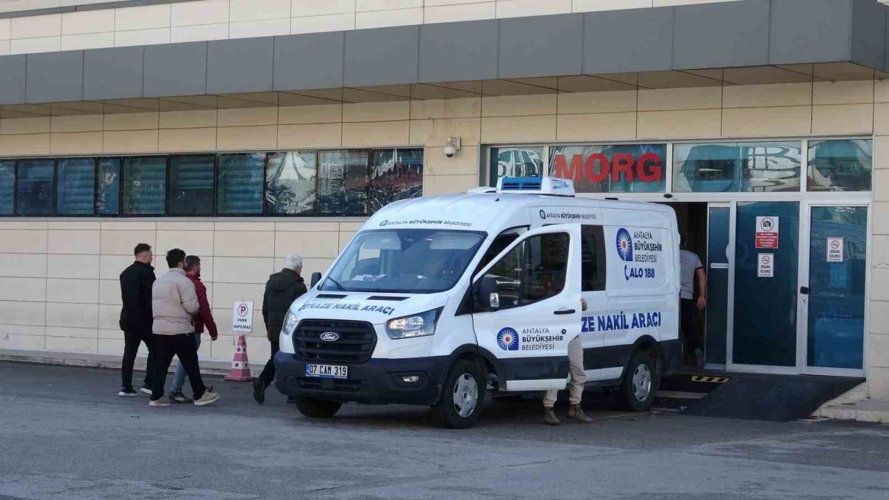 Arkadaşından emanet aldığı motosikletle geçirdiği kazada can verdi