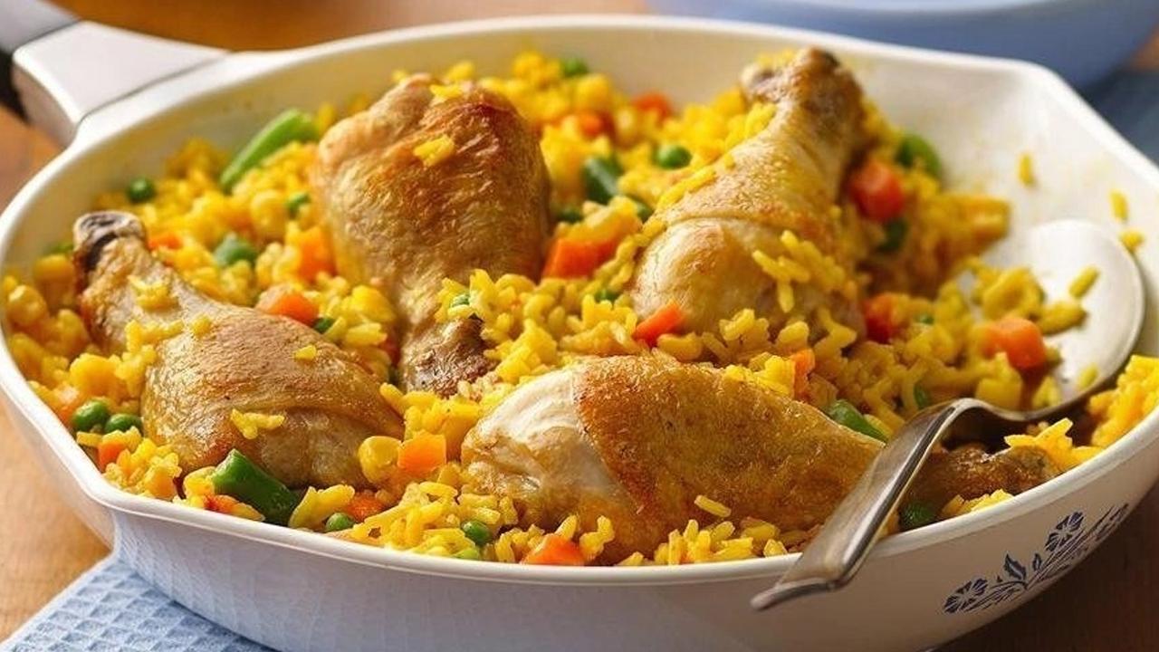 Arroz con pollo tarifi