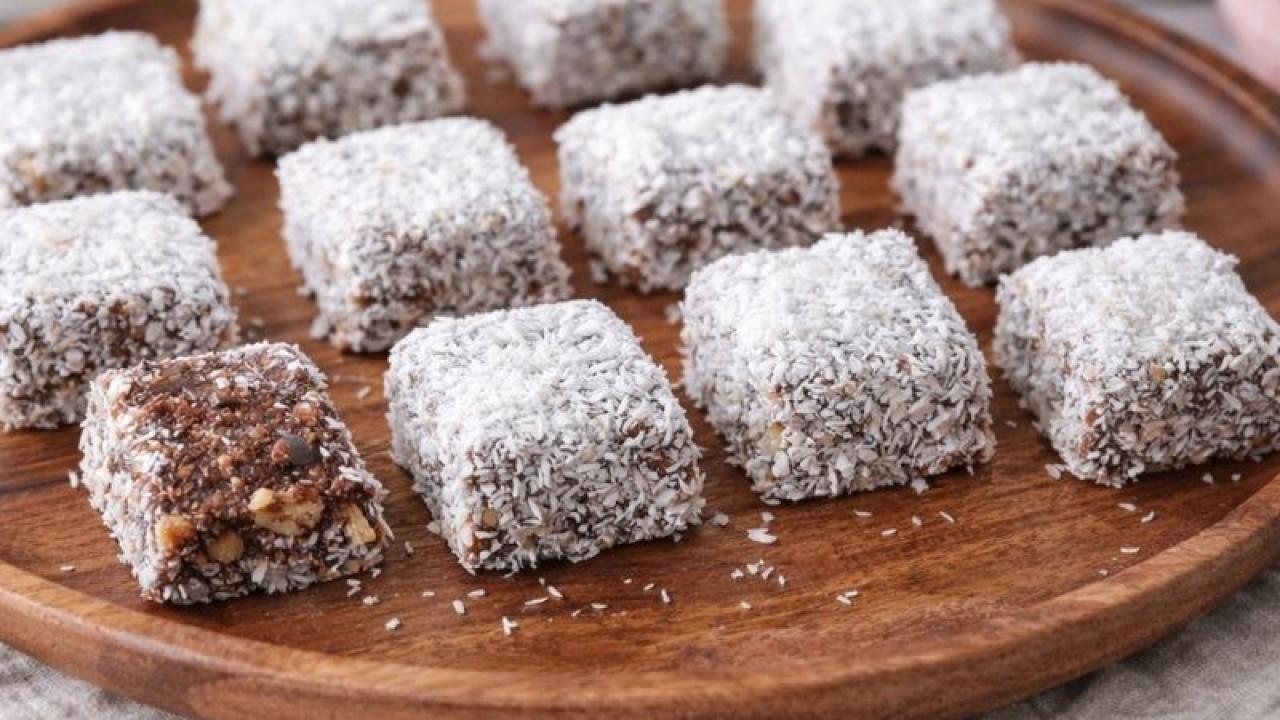 Az malzemeyle hazırlanan hurma lokumu tarifi