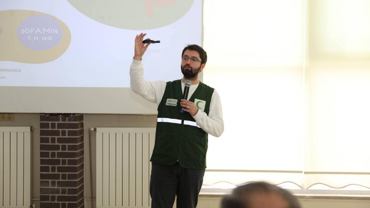 Bafra'da Bağımlılıkla Mücadele semineri