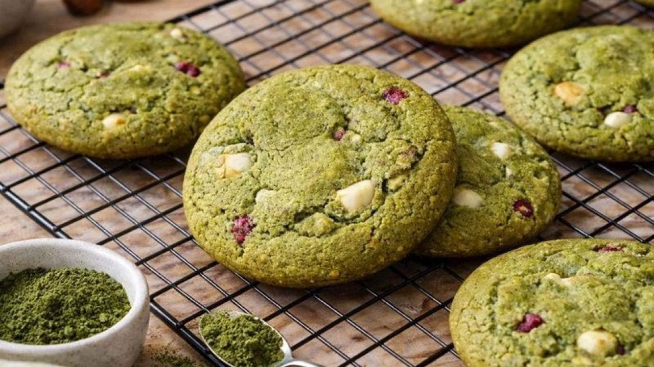 Beyaz çikolatalı matcha cookie tarifi