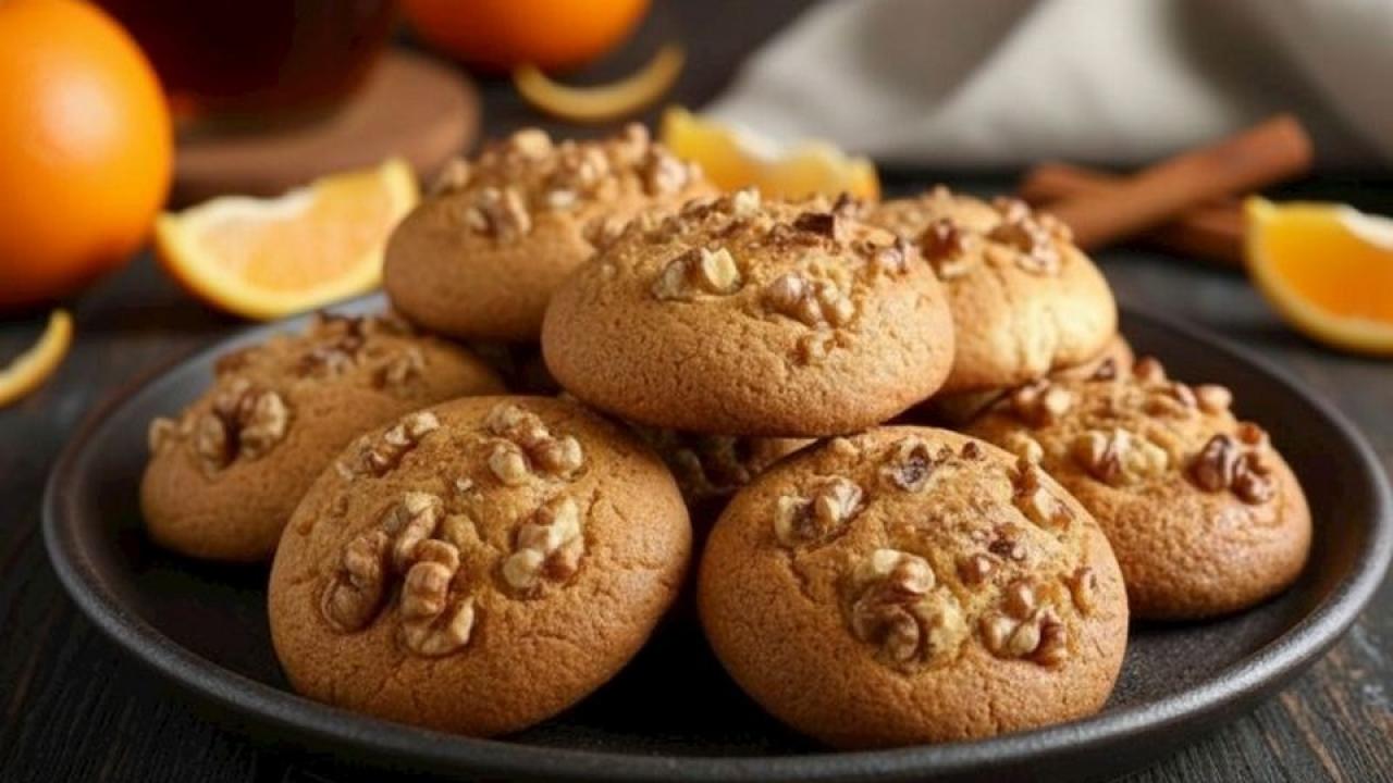 Çay saatlerine yakışan portakallı cevizli kurabiye tarifi