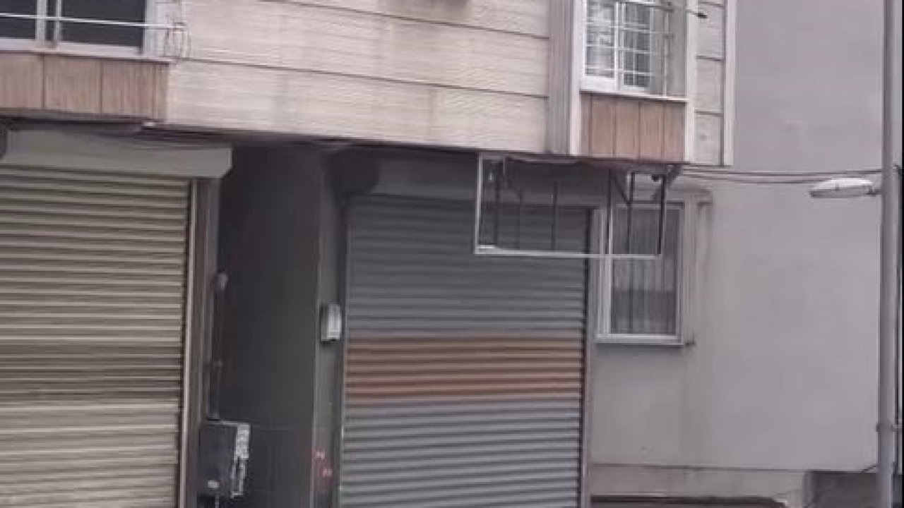 Eve kitlenen genç kadın kendini camdan attı