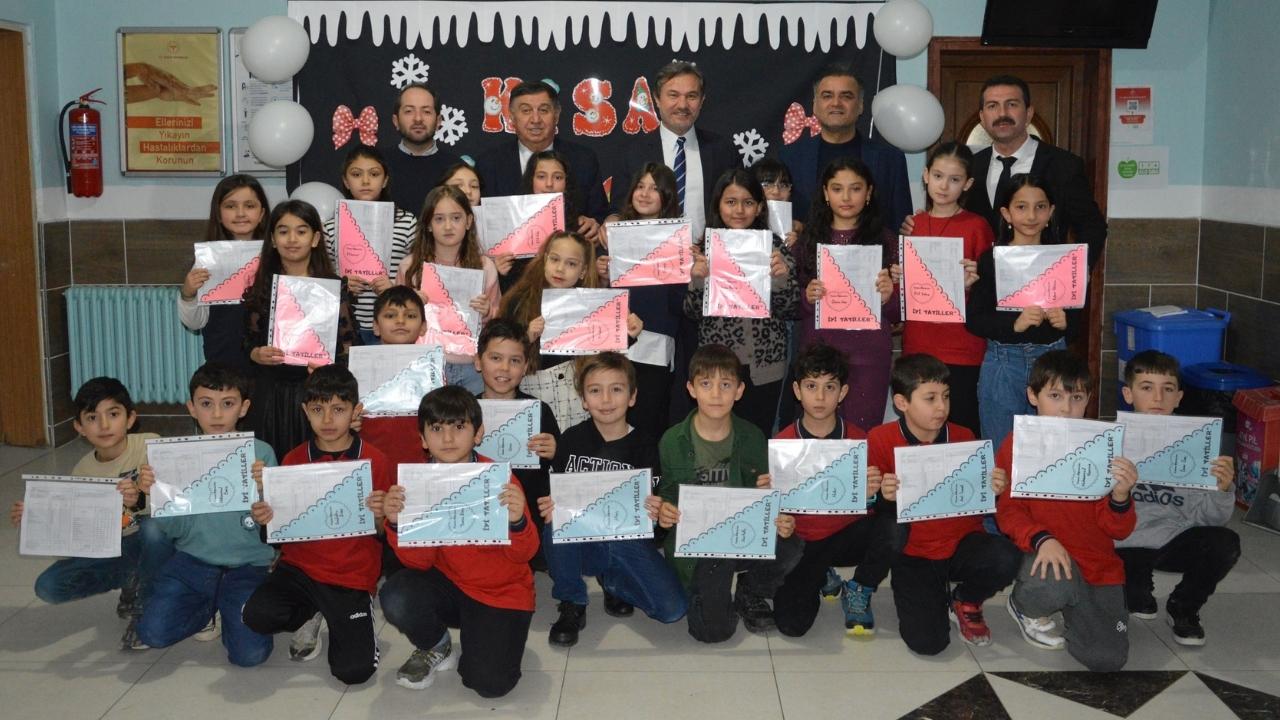Havza'da öğrencilerin karne heyecanı