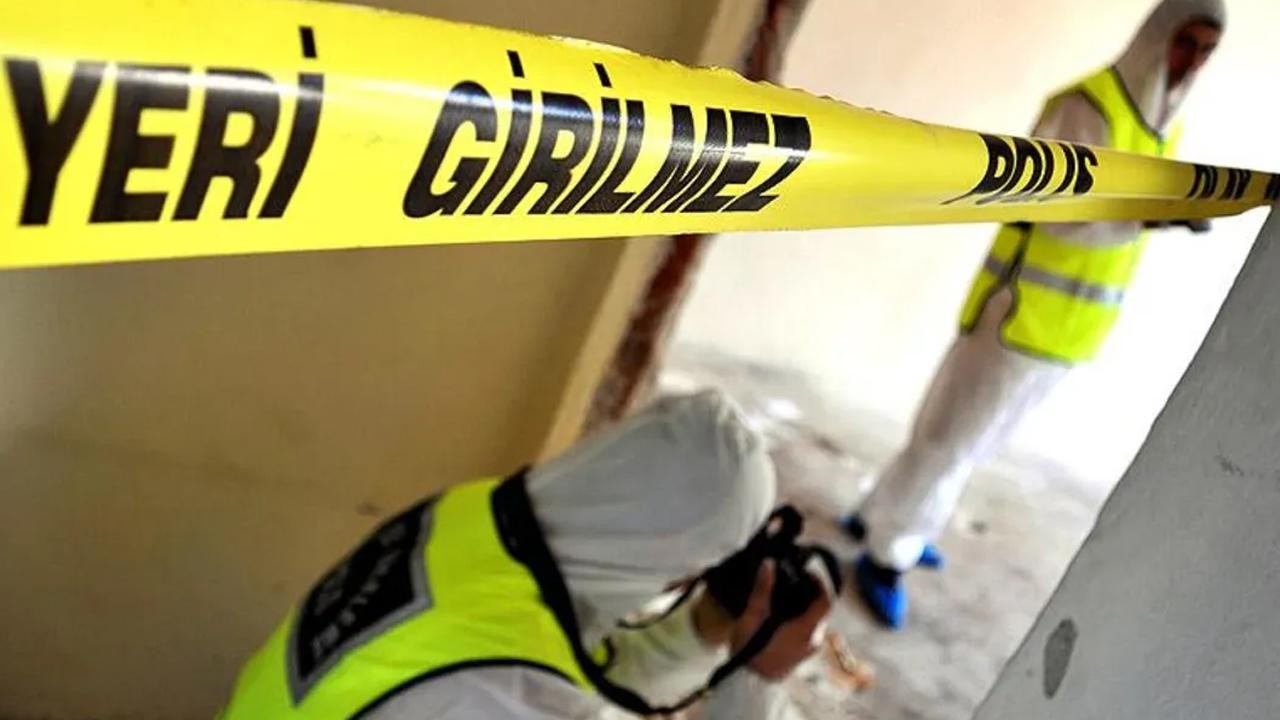 İstanbul'da bir kişi tartıştığı babasını bıçakla öldürdü!