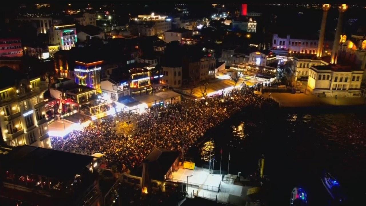 İstanbul'da coşkulu yeni yıl kutlaması