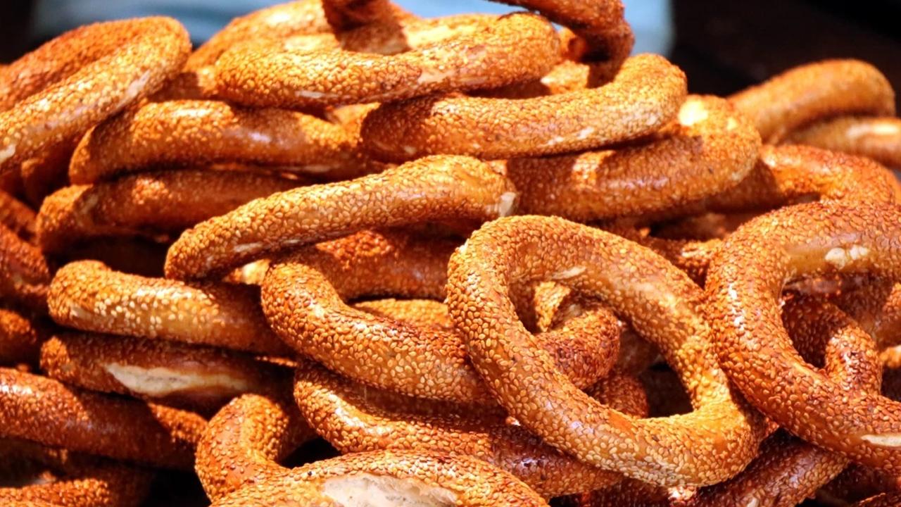 Karadeniz’in çıtır lezzeti Samsun simidi tarifi