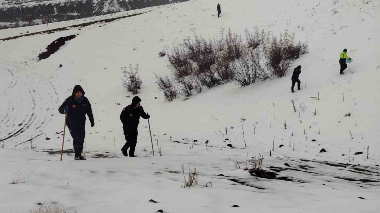 Kayıp kadın 480 kişilik ekiple aranıyor