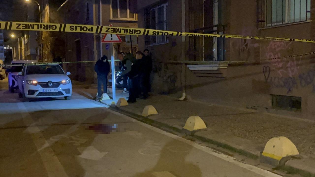 'Kız' kavgası kanlı bitti!