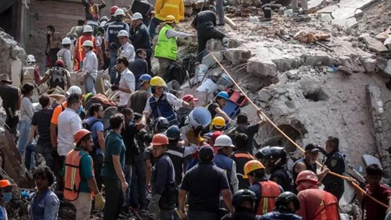 Meksika’da 6.5 büyüklüğünde deprem