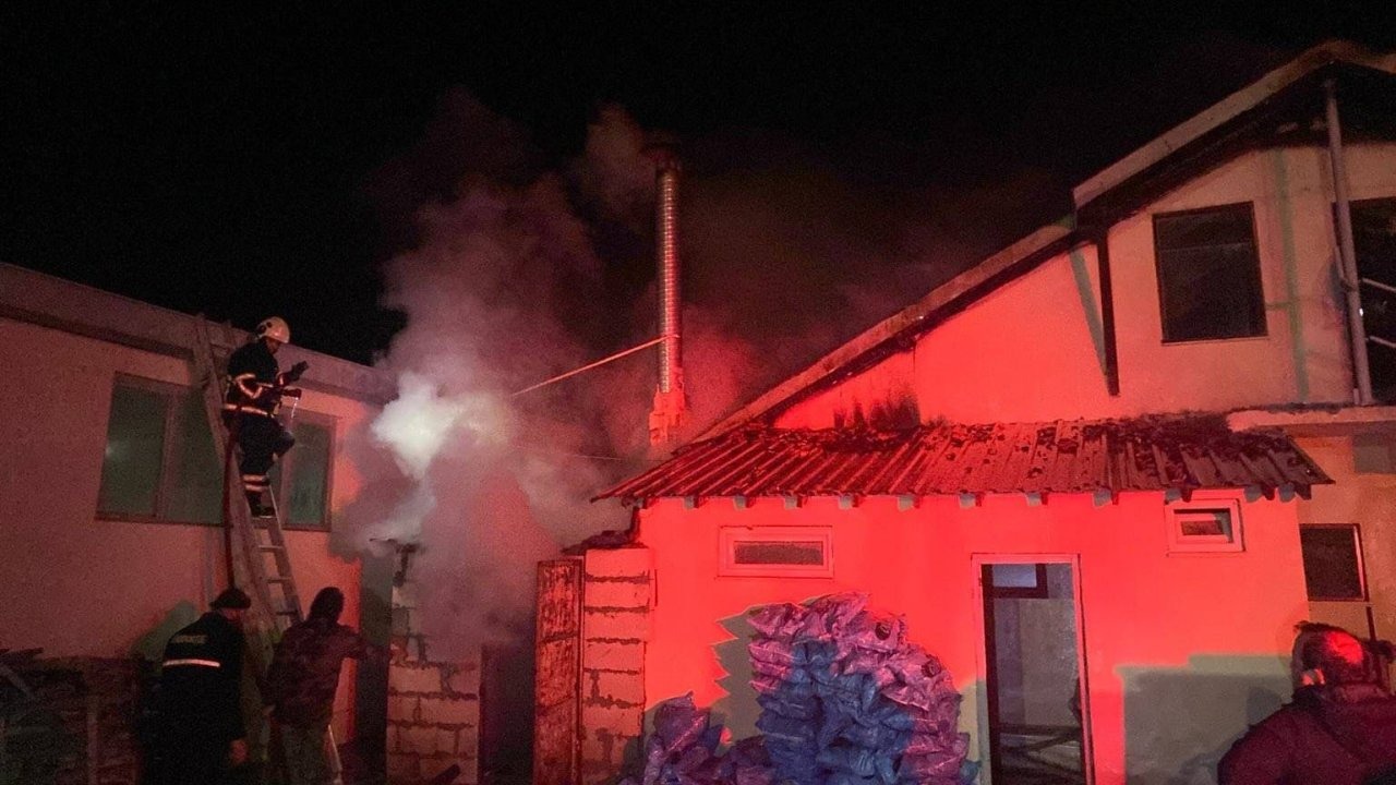 Mermer fabrikasında yangın çıktı