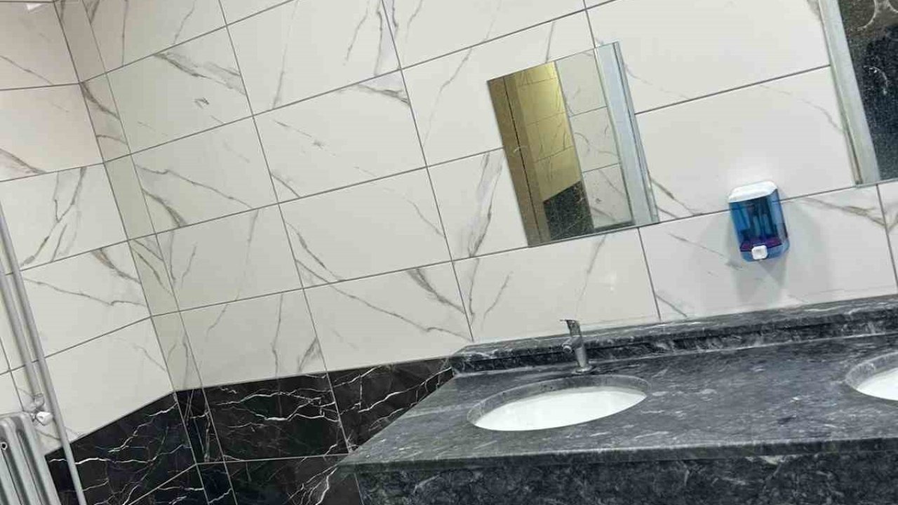 Öğrenci tuvaletlerine kamera yerleştirildi, Milli Eğitim inceleme başlattı