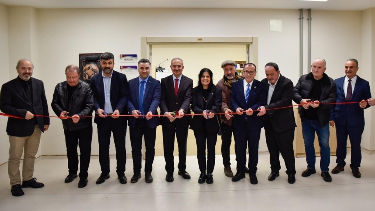 OMÜ Çarşamba İTBF’de bilgisayar laboratuvarı ve kütüphane hizmete açıldı