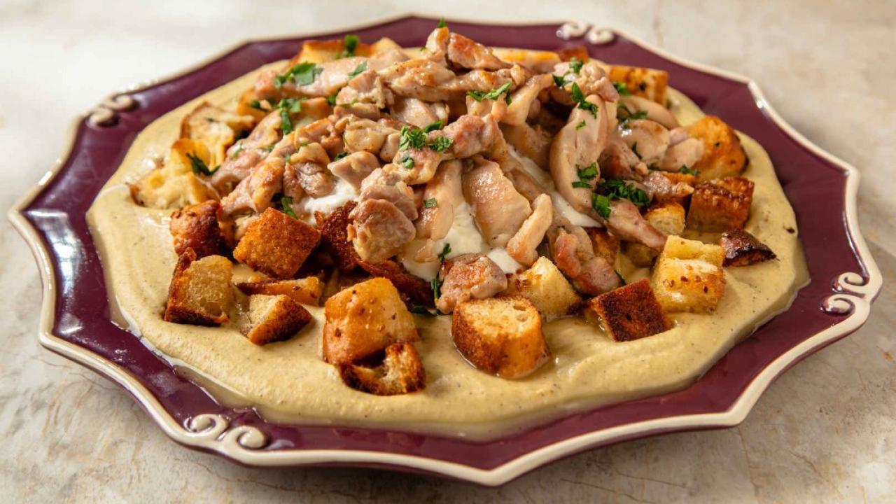 Orta Doğu esintili humuslu tavuk tarifi