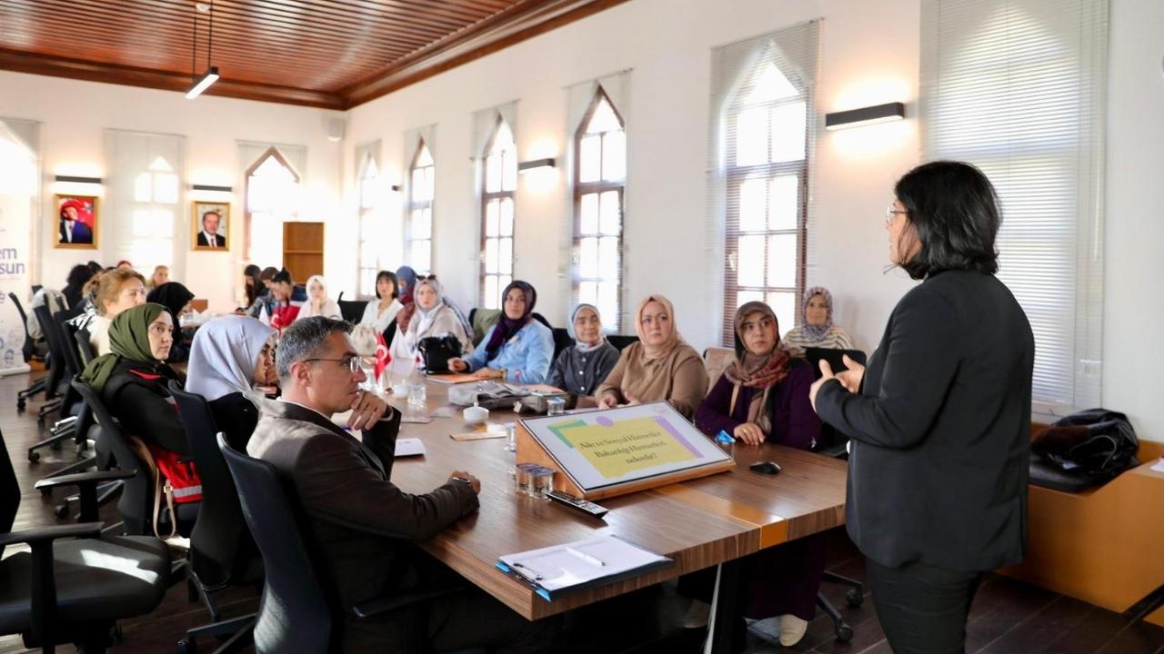 Samsun Büyükşehir Aile Akademisi Güz Dönemi Eğitim Programı tamamlandı