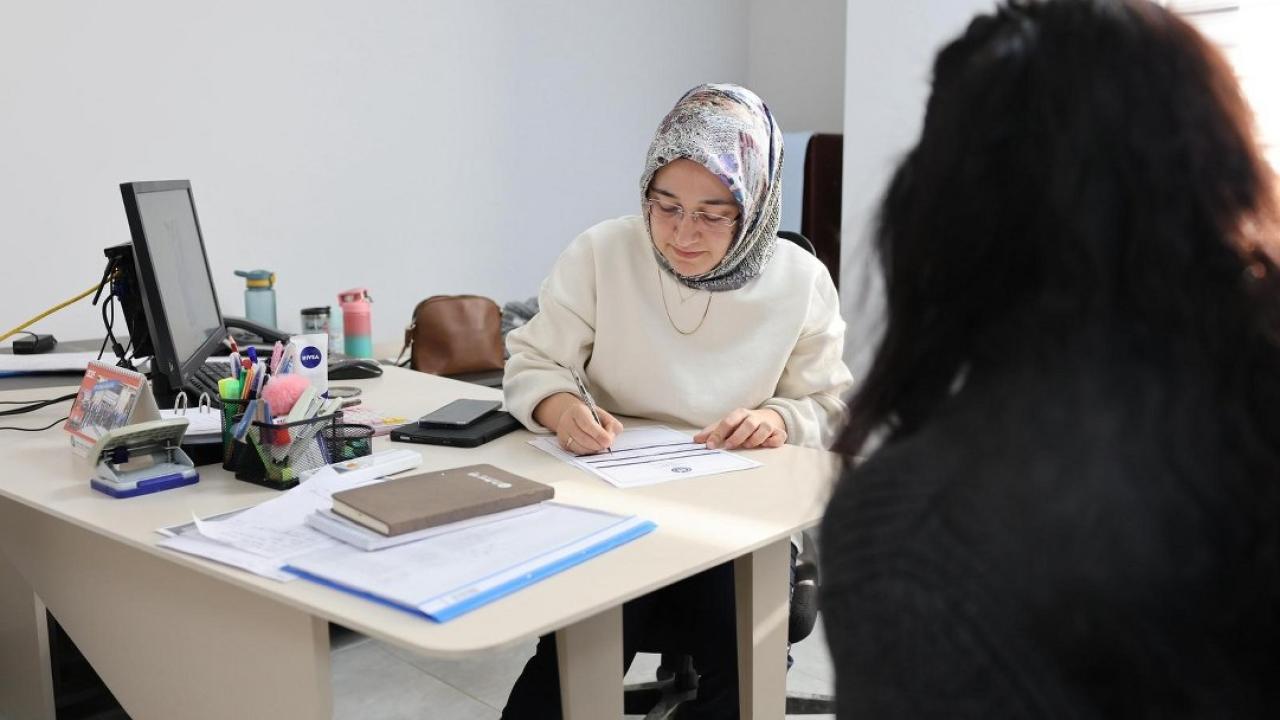 Samsun Vezirköprü'de çocuklara ve ihtiyaç sahiplerine sosyal destek