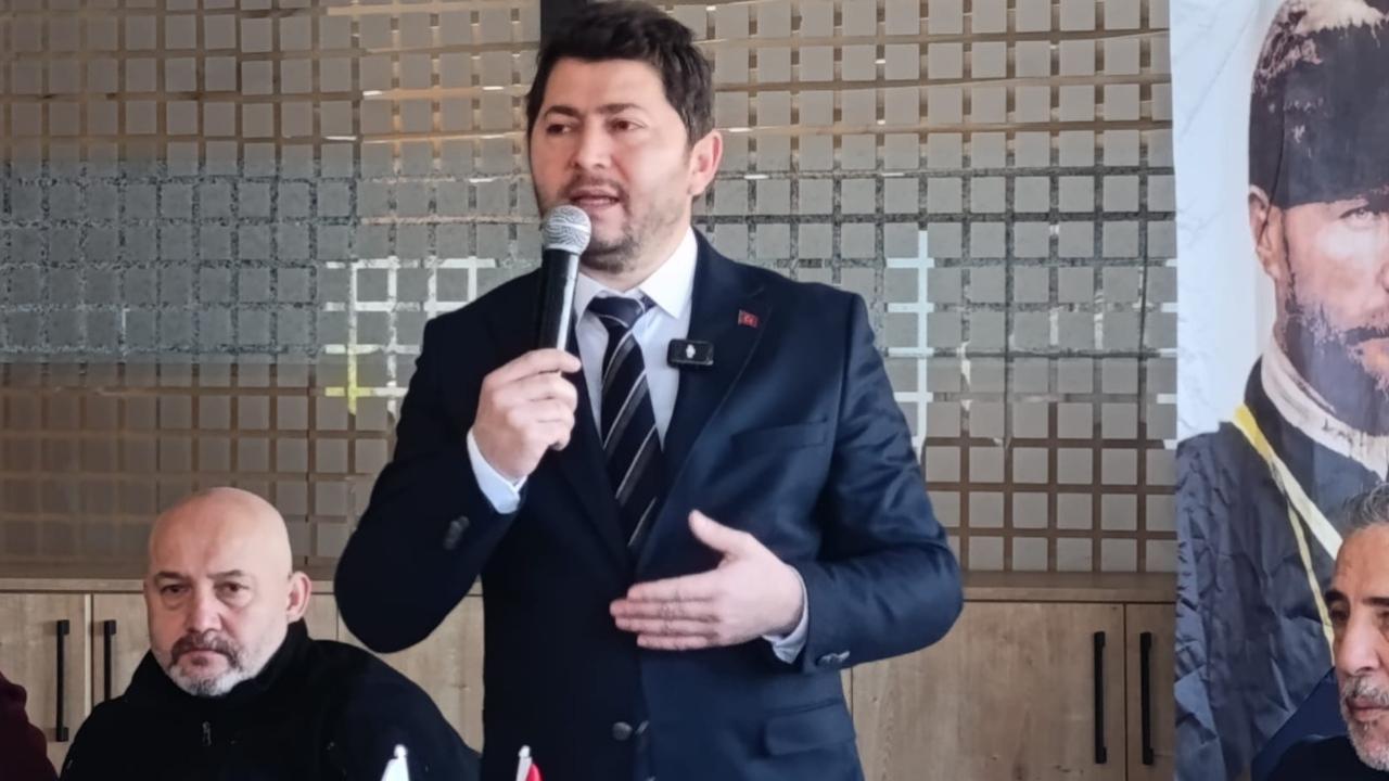 Samsun’da Anahtar Parti’de bayrak saldırısına tepki