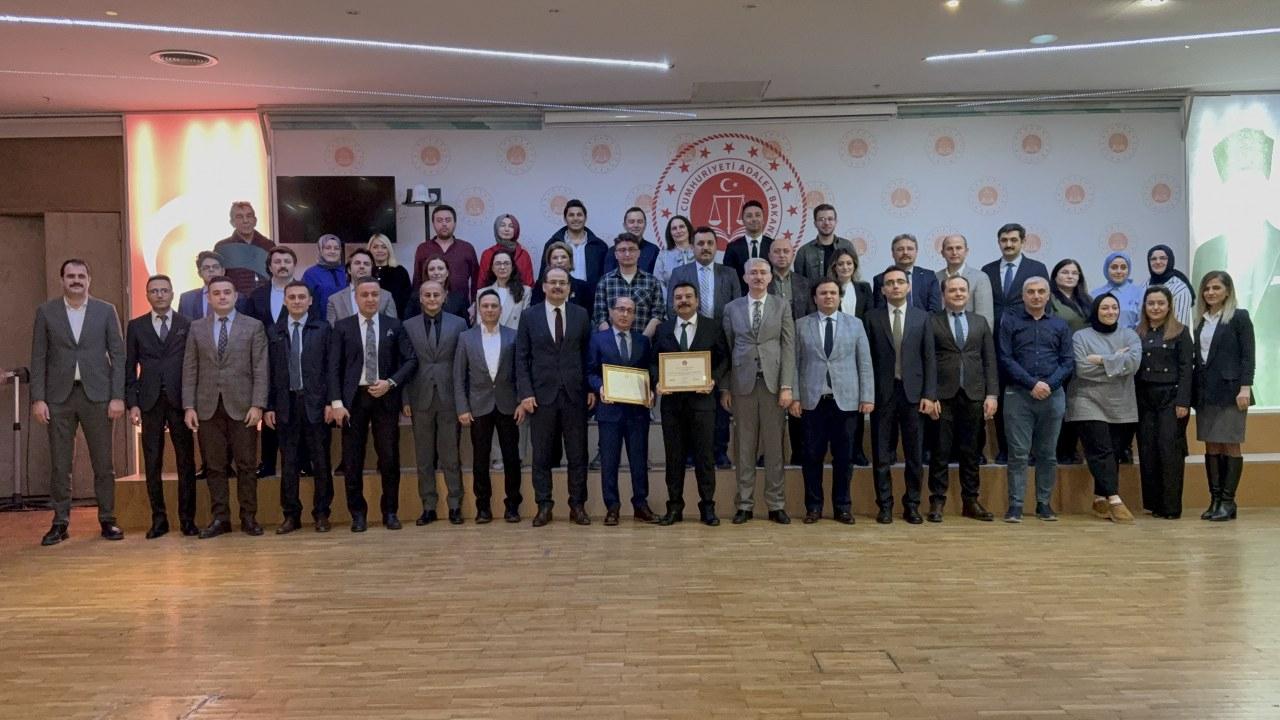 Samsun’da başarılı hâkimler Adalet Başarı Belgesi ile ödüllendirildi