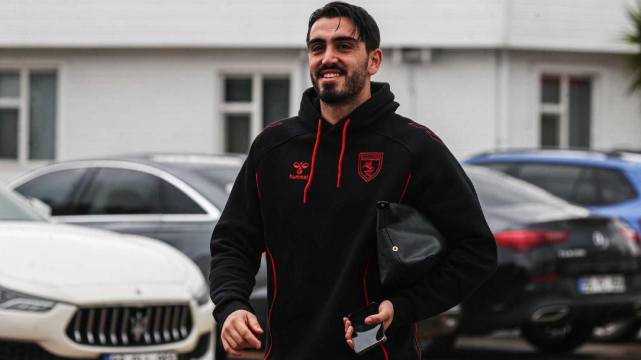 Samsunspor kafilesi Aliağa FK maçı için İzmir'e gitti