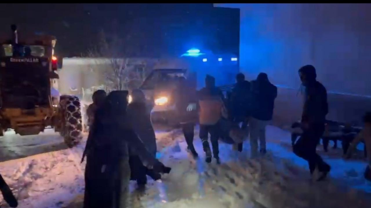 Sancısı tutan hamile kadın ekipleri alarma geçirdi