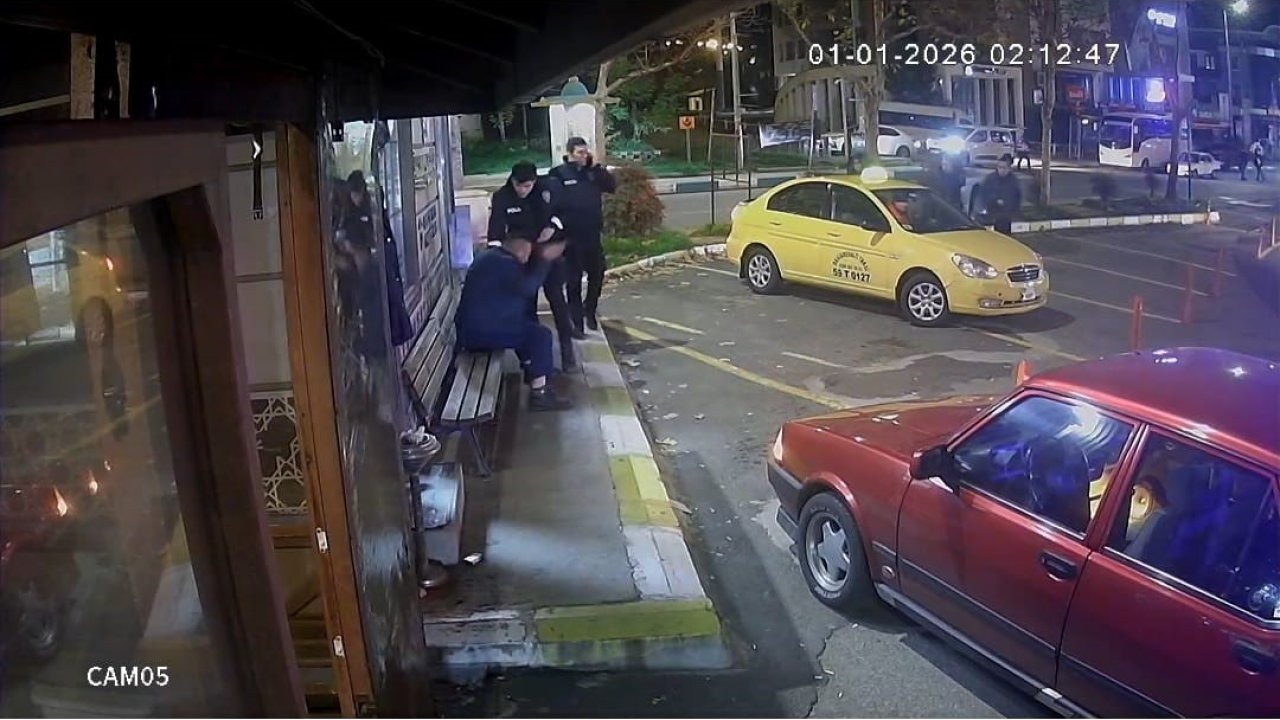 Sarhoş vatandaş kendine zarar verdi, polis uzun süre ikna etmeye çalıştı