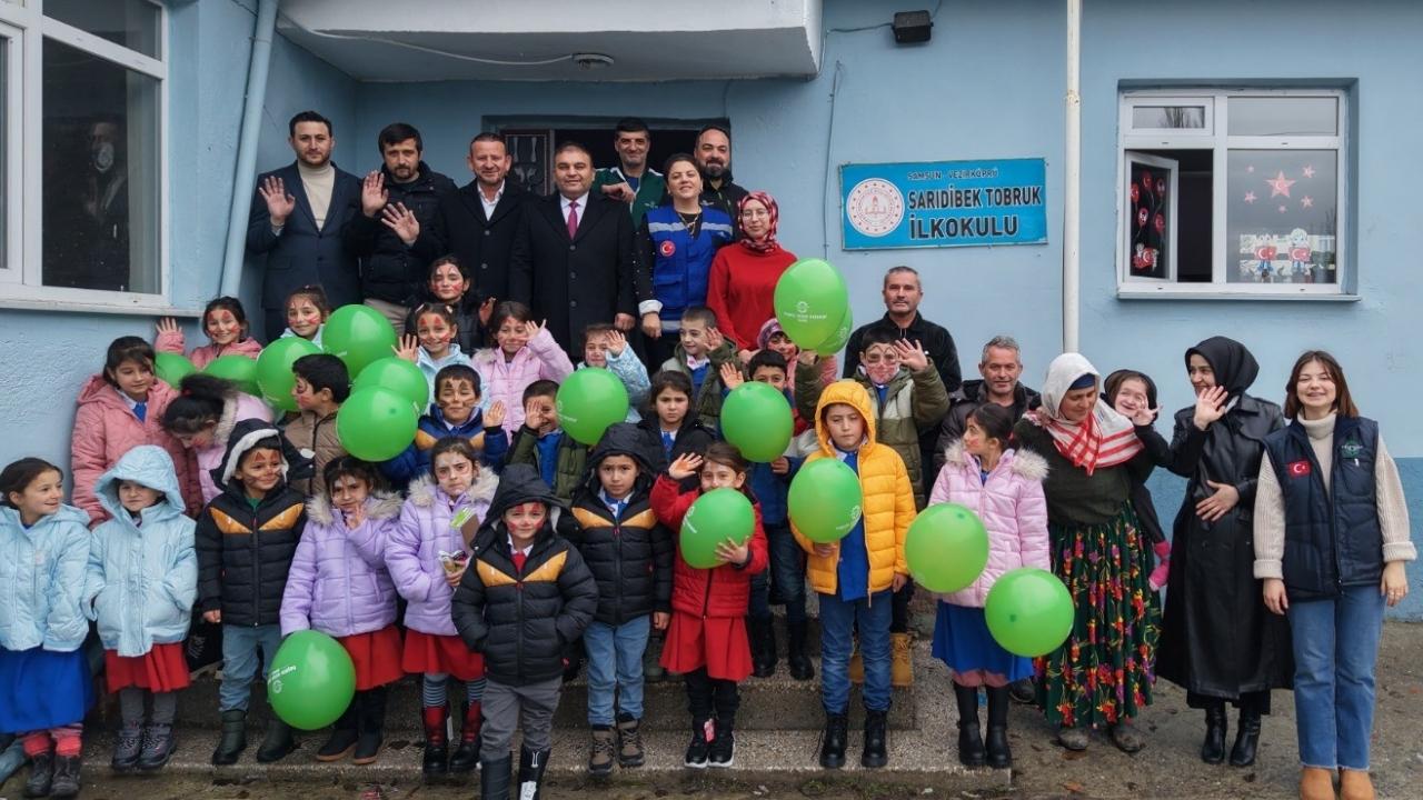 SİMDER'den eğitime ve öğrencilere destek