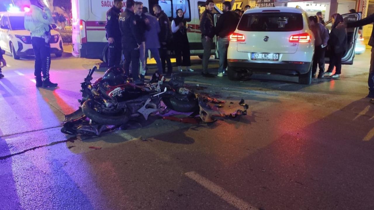 Sosyal medya fenomeni feci kazada hayatını kaybetti