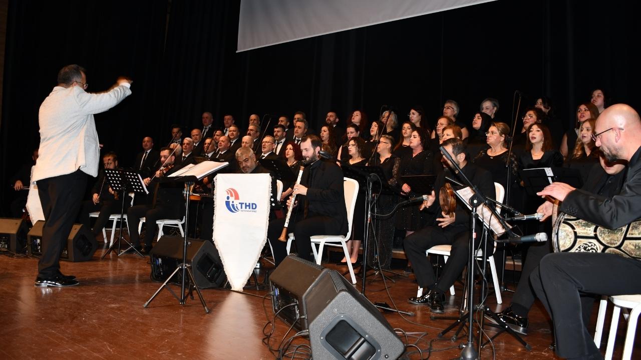 Vezirköprü Tüketici Hakları Derneği Türk Sanat Müziği Korosu'ndan konser