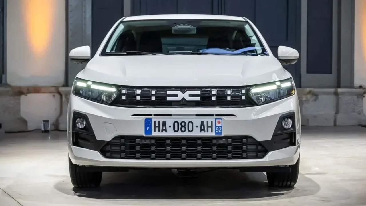 Yeni Dacia Sandero fiyatı ve özellikleri belli oldu