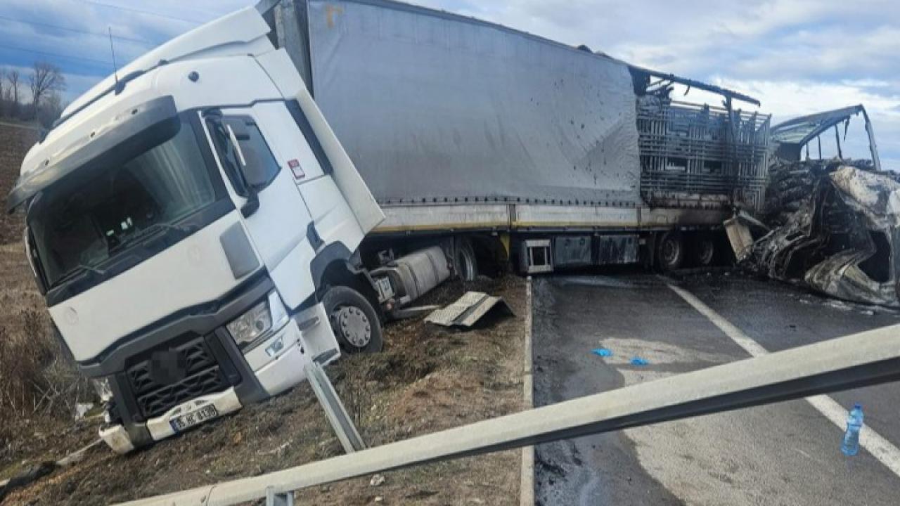 2 Türk tır şoförü Bulgaristan'da hayatını kaybetti