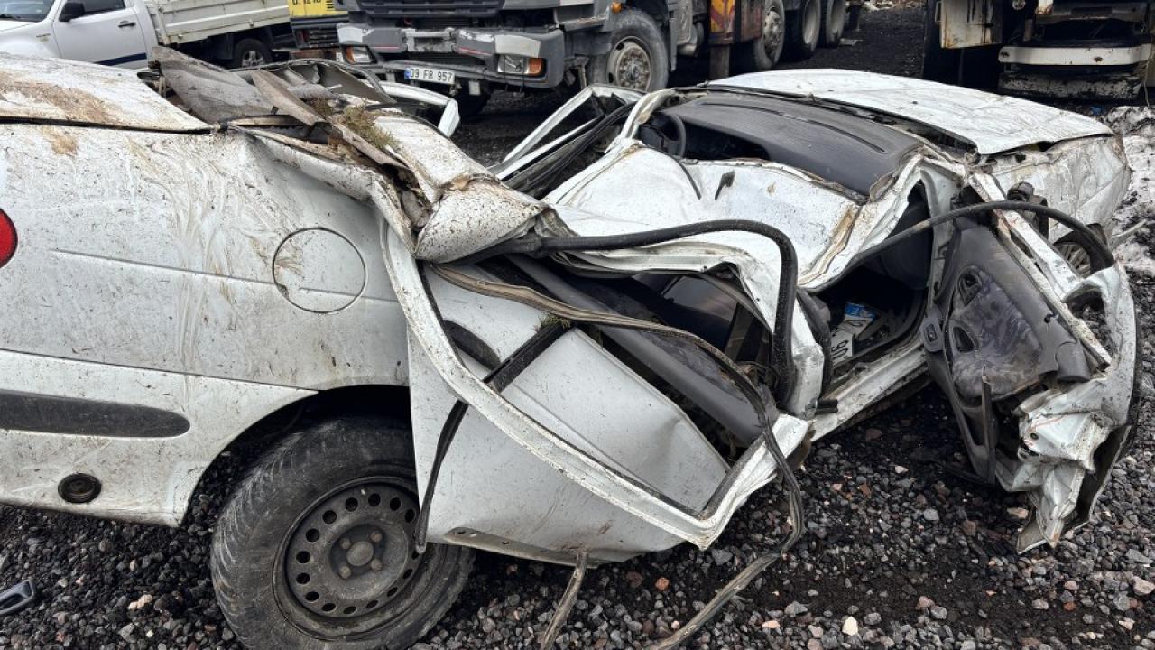 24 yaşındaki genç feci kazada can verdi