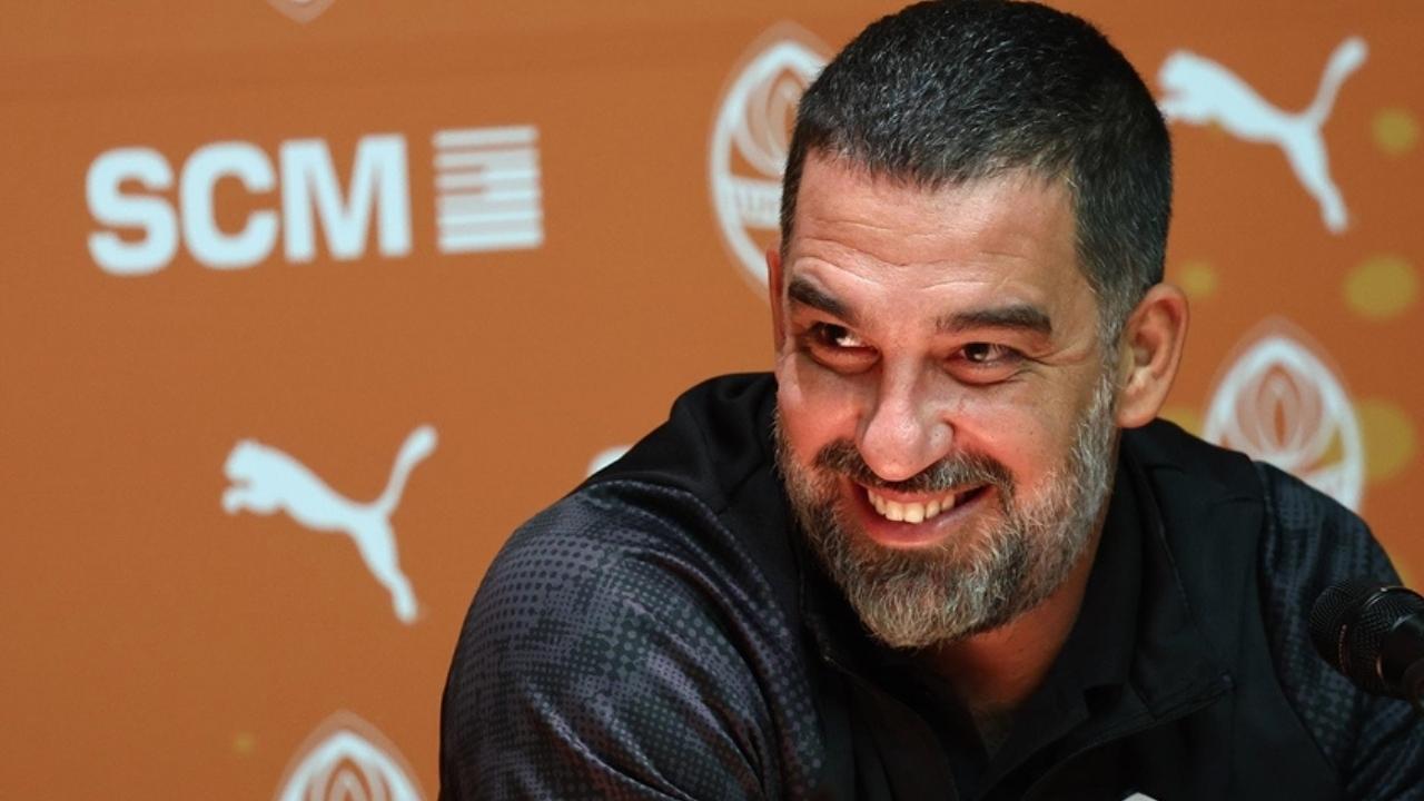 Arda Turan'dan İzmir talebi