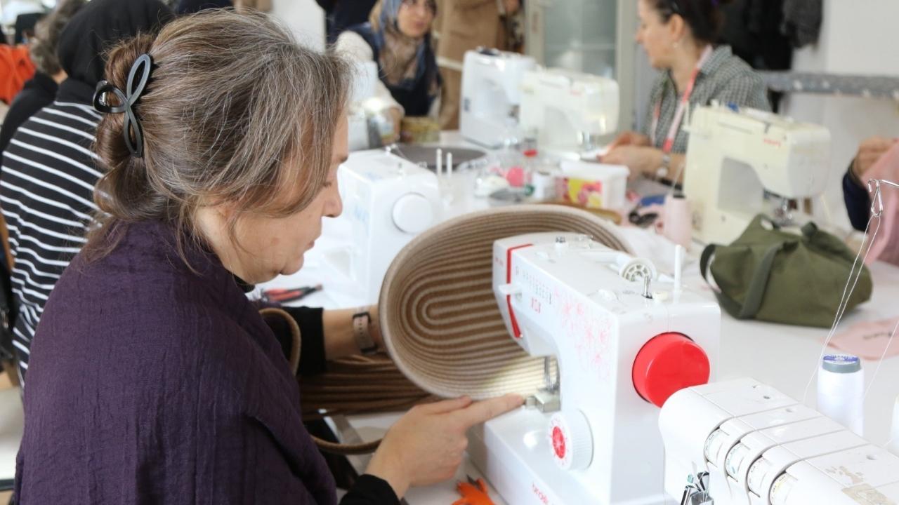 Atakum Belediyesi Özgecan Kadın Danışma Merkezi sunduğu hizmetlerle fark yaratıyor