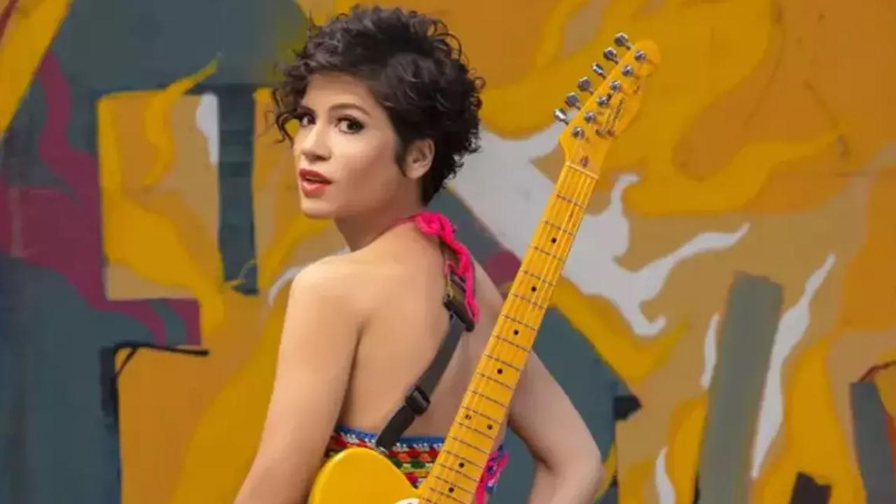 Aydilge sevenlerini korkuttu!