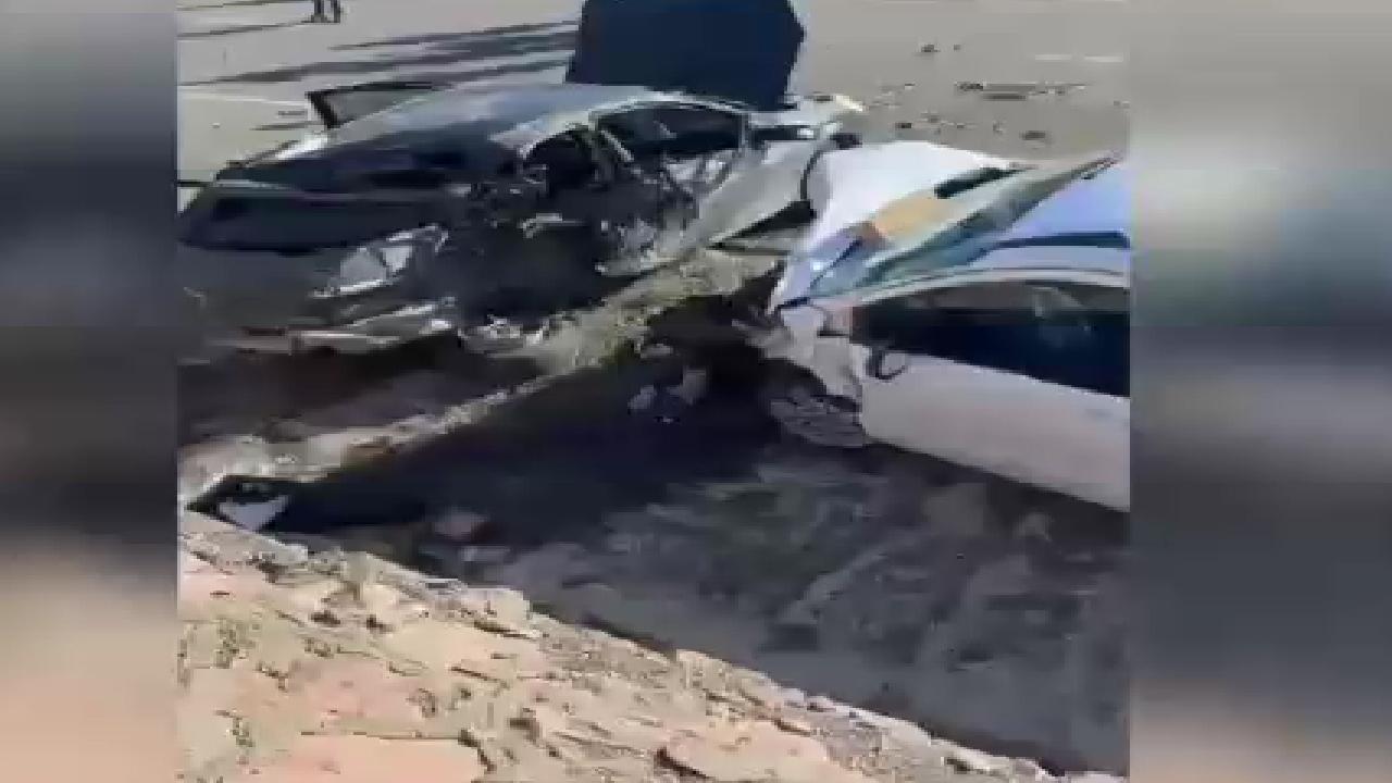 Feci kaza! Otomobil ile hafif ticari araç çarpıştı! 2 ölü, 2 kişi yaralı