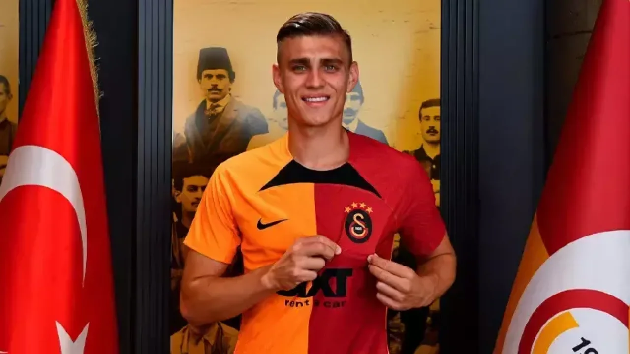 Galatasaray'da flaş ayrılık! Kazımcan Karataş Başakşehir'e kiralandı