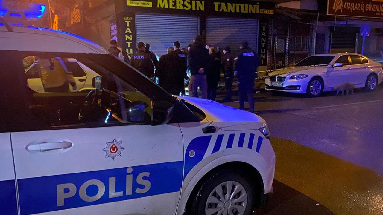 Otomobiline yürürken fenalaşıp öldü