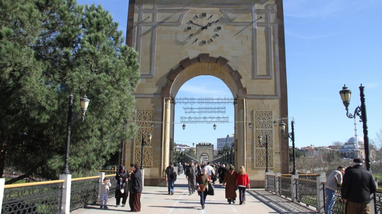 Samsun Çarşamba'da güneşli havanın tadını çıkardılar