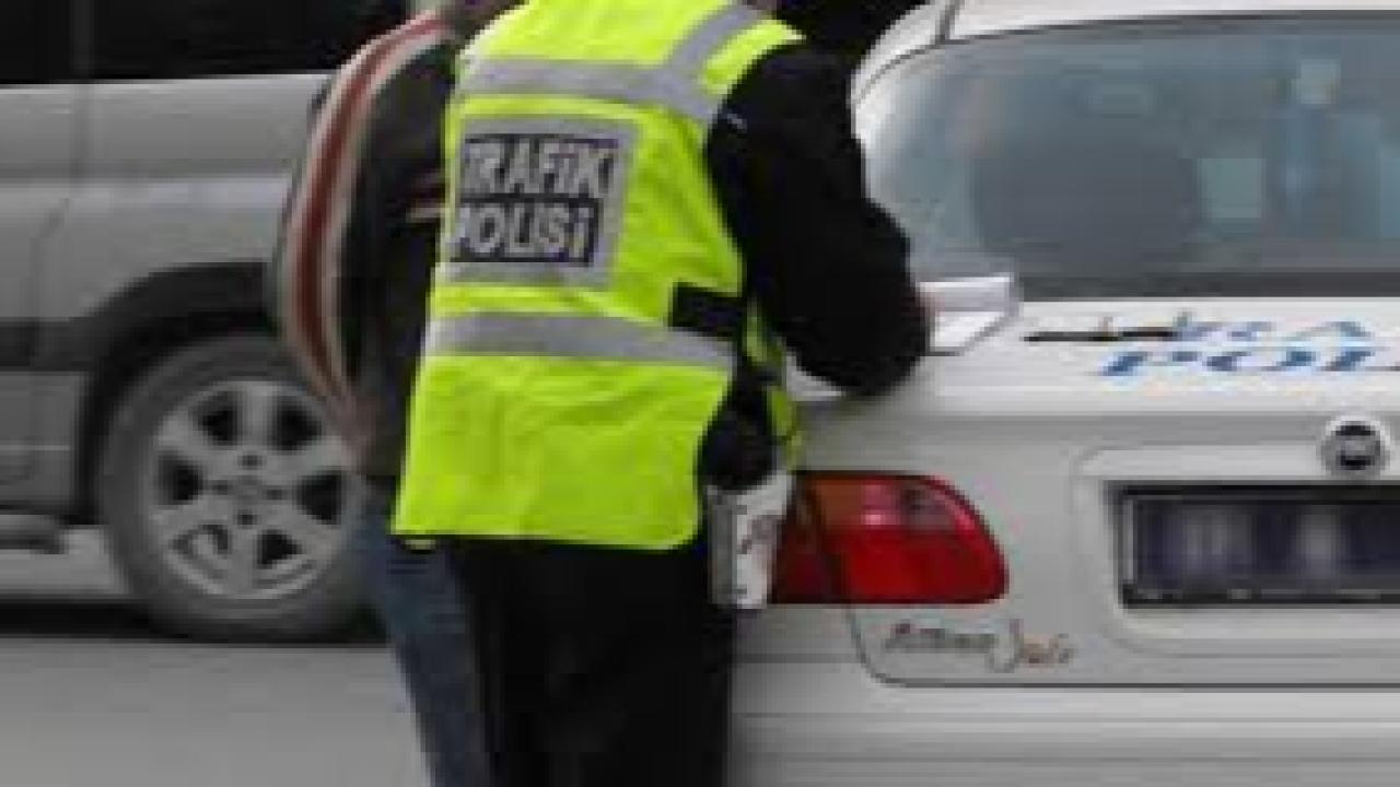 Samsun'da kantara girmeyen çekiciye ceza yağdı