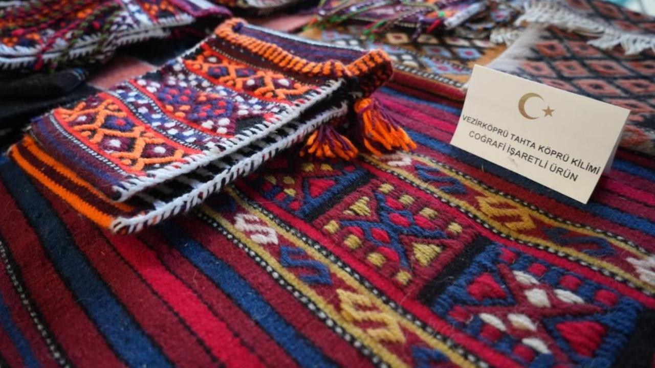 Samsun'da Tahtaköprü kilimlerine eski rağbet yok