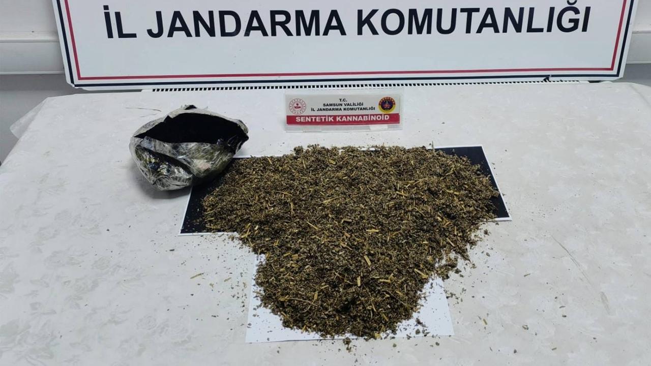 Samsun'da uyuşturucu operasyonu: 2 gözaltı