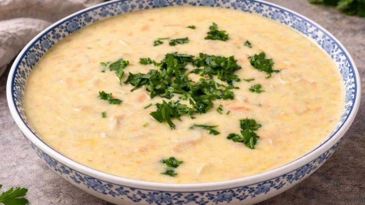 Şık sofralar için prenses çorbası tarifi