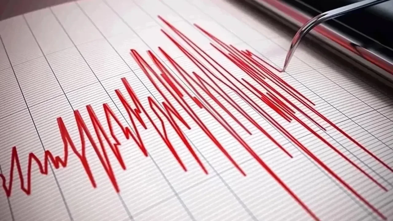Son dakika! Balıkesir'de deprem oldu