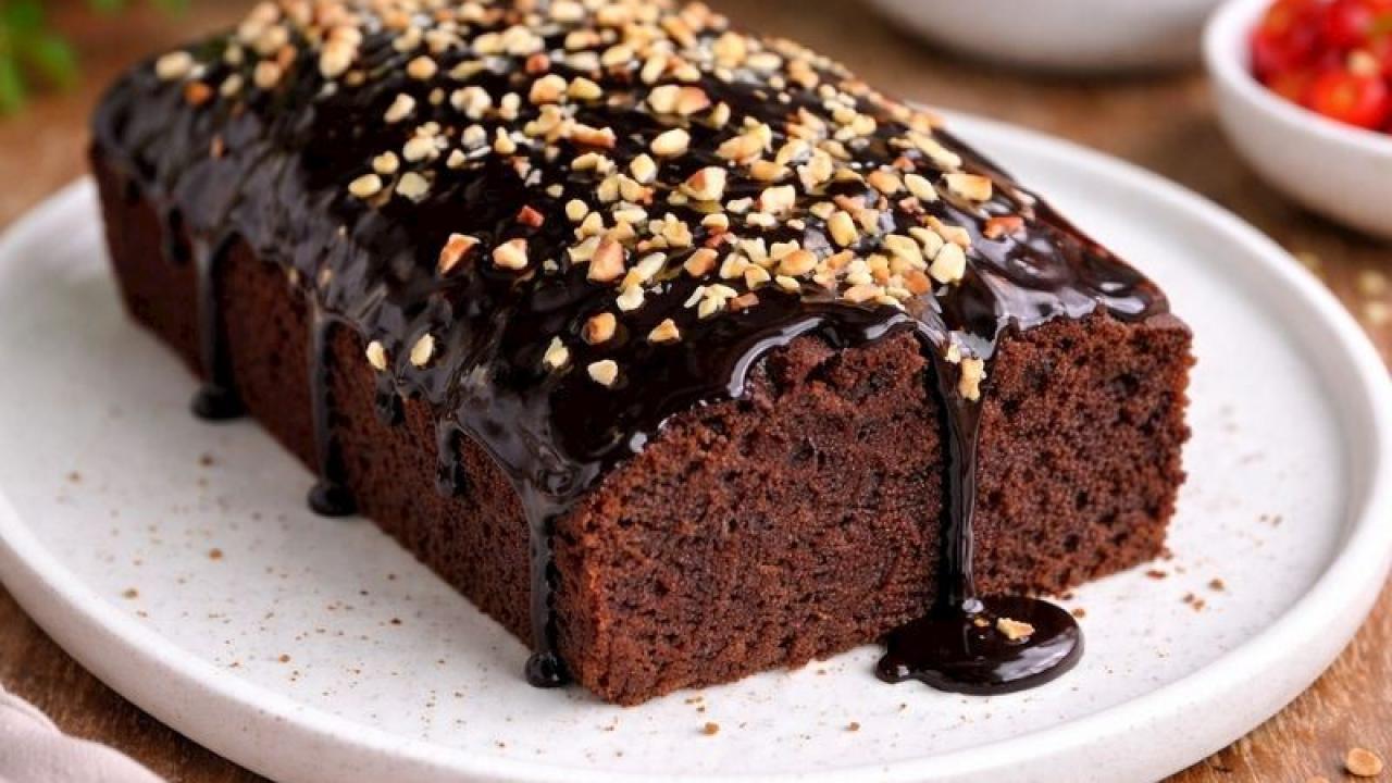 Tam kıvamında ve bol soslu kek tarifi