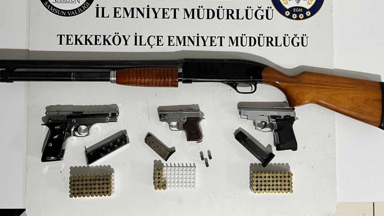 Tekkeköy’de silah operasyonu! Üzerinden cephanelik çıktı