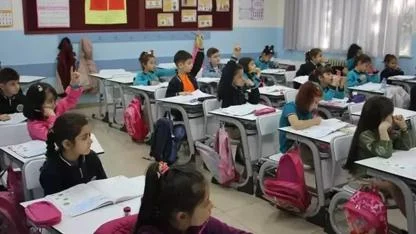 13 Mart okullar tatil mi?