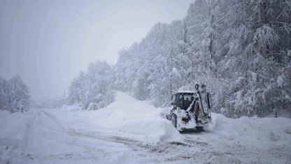 Ordu’nun 13 ilçesinde eğitime kar engeli! Ordu'da okullar tatil edildi
